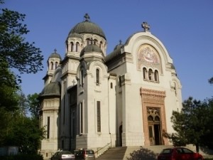 Catedrala Episcopala Madona Dudu
